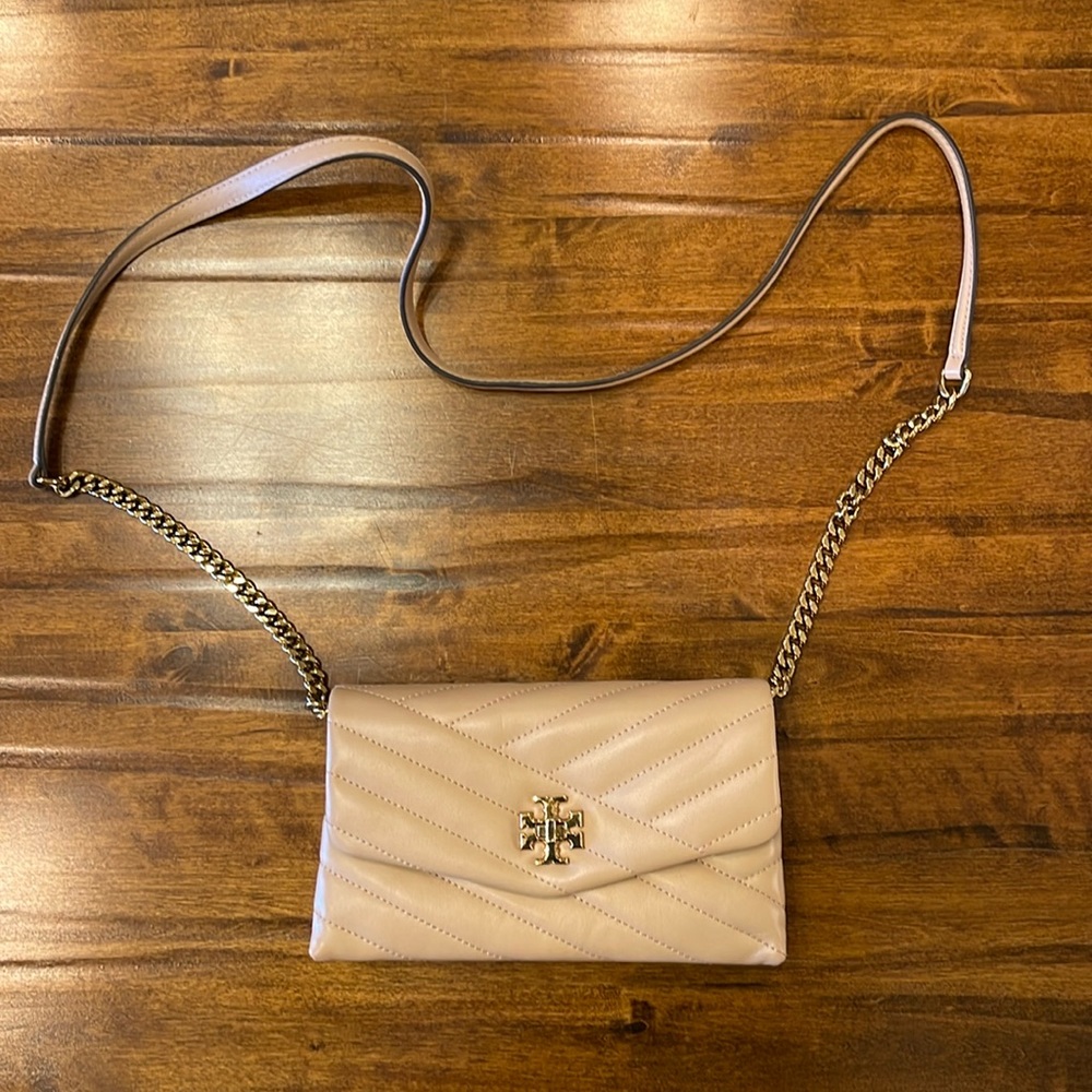 Tory Burch Desert Dune Kira Crossbody Wallet on Chain